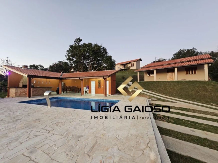 Chácara em Caçapava com 2.512,50m² ,estuda permuta por apto , terreno em SJcampos