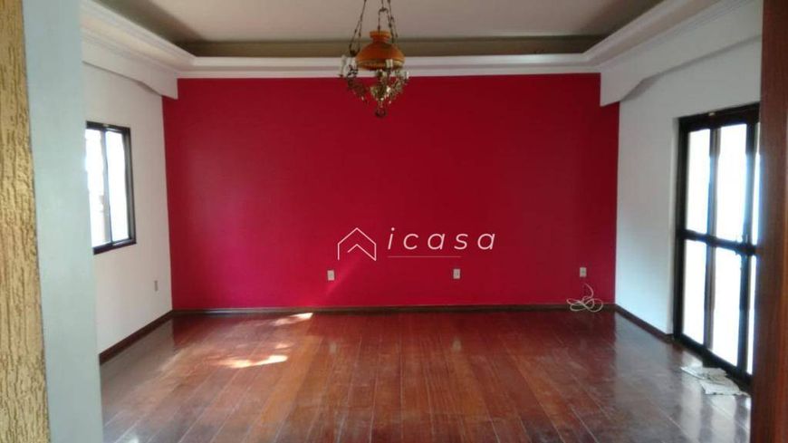 Casa com 5 dormitórios à venda, 400 m² por R$ 2.000.000,00 - Vila Resende - Caçapava/SP