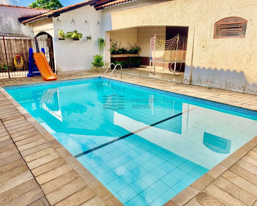 Casa a Venda no Jardim Jequitibá em Caçapava