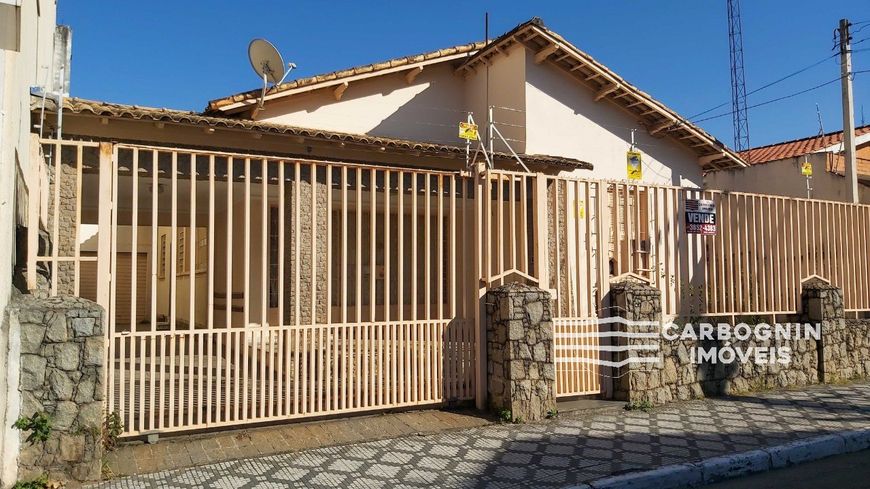 Casa a Venda no Centro em Caçapava