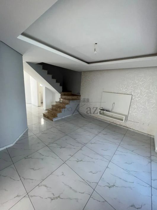 Casa Comercial Residencial em Caçapava