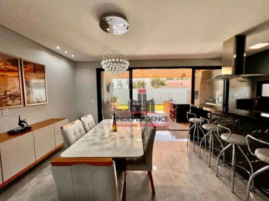 Sobrado à venda, 250 m² por R$ 1.885.000,00 - Condomínio Bellavittá - Caçapava/SP