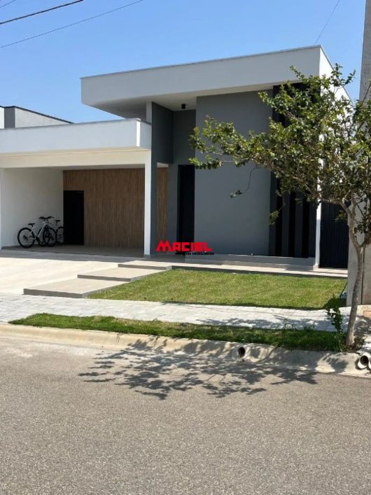 CASA DE CONDOMÍNIO 3 QUARTOS SENDO 1 SUÍTE A VENDA 140 m² R$ 1.330.000