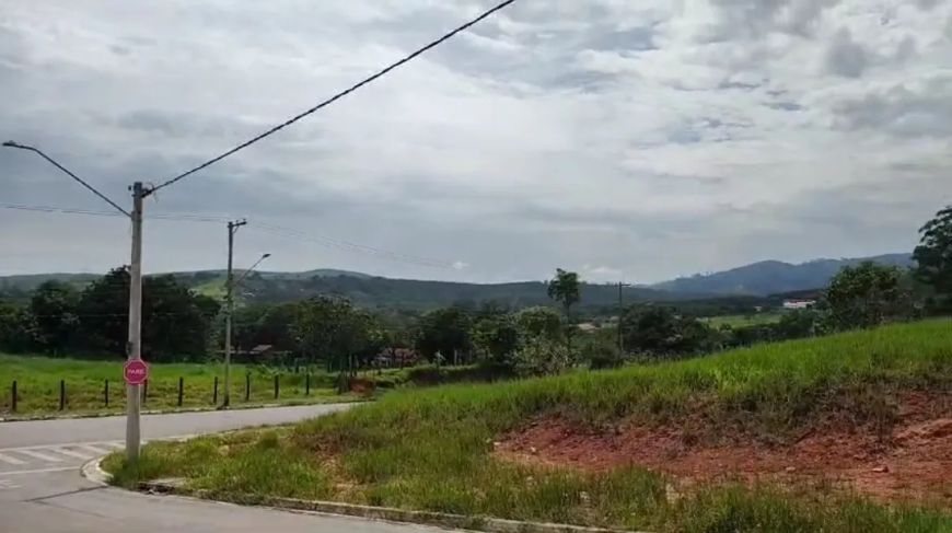Terreno à venda na Avenida Amadeu Tenedini, Caçapava Velha, Caçapava - SP