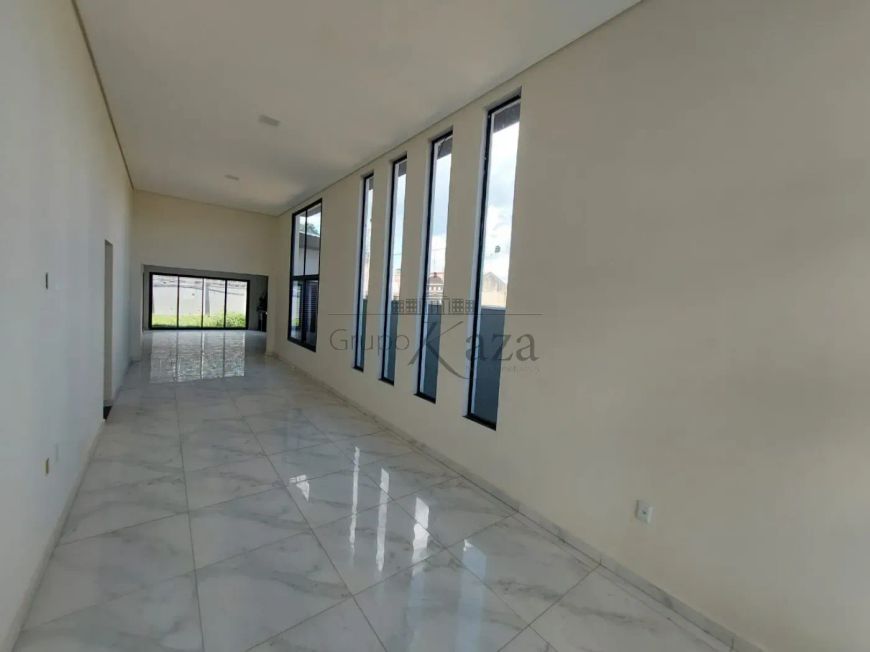 Casa em Condomínio - Parque Residencial Maria Elmira - Condomínio Bela Vista - 2 Dormitórios - 130m²