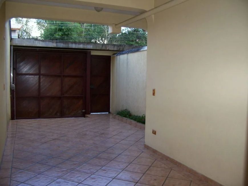 Sobrado 3 dormitórios à venda, 253 m² - Vera Cruz - Caçapava/SP