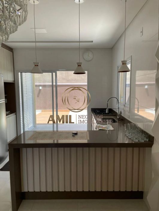 Ra Amil Vende-se Casa Sobrado Mobiliado no Condomínio Terras do vale - Caçapava