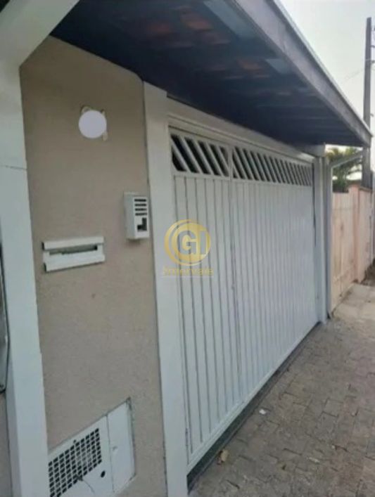 Casa para venda em Caçapava-SP, no bairro Village das Flores, 3 quartos, 2 banheiros, 1 vaga de gara