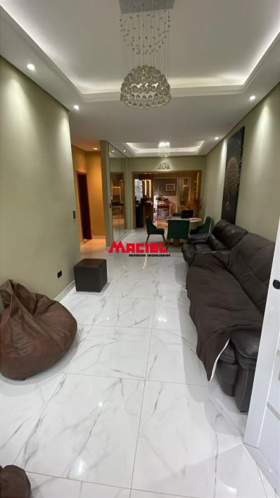 CASA TÉRREA ACONCHEGANTE - 114 M² DE REQUINTE - 2 DORMITÓRIOS - CAÇAPAVA