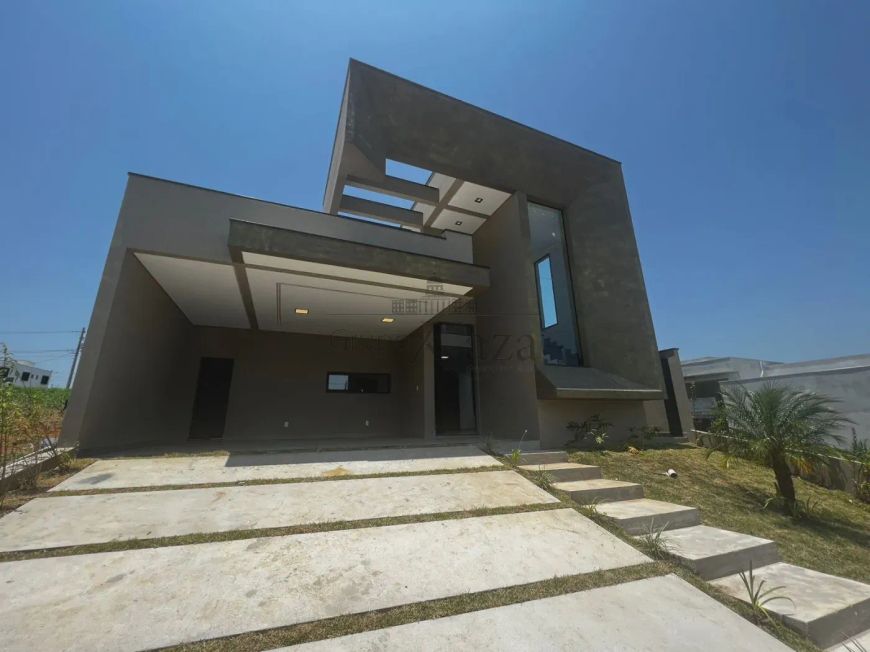 Casa Condomínio - Caçapava - Condomínio Residencial Santa Monica - 3 Dormitórios - 300m².