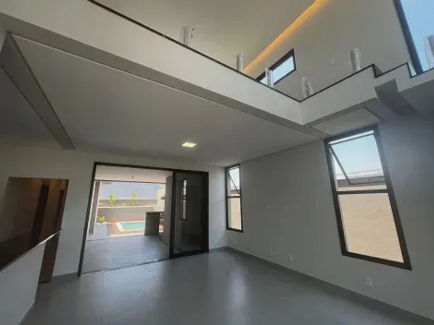 Casa Condomínio - Caçapava - Condomínio Residencial Santa Monica - 3 Dormitórios - 300m².