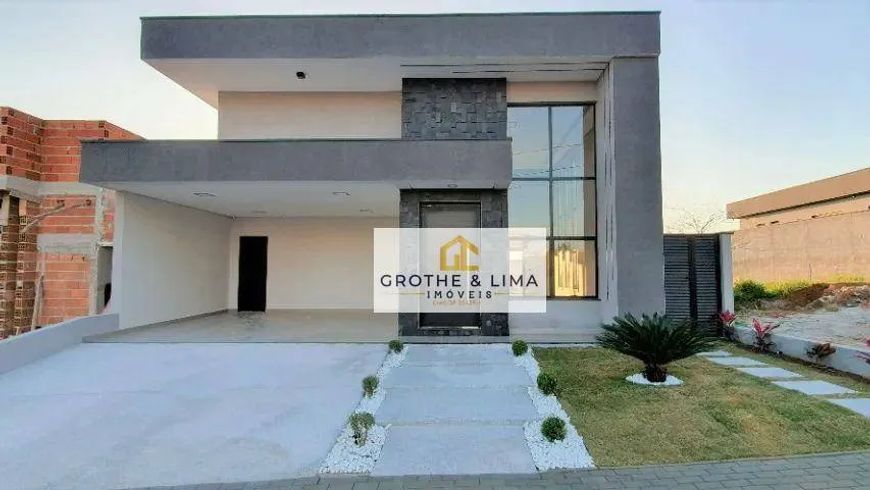 Casa térrea com 3 dormitórios, 1 suíte à venda, 178 m² - Santa Mônica - Caçapava/SP