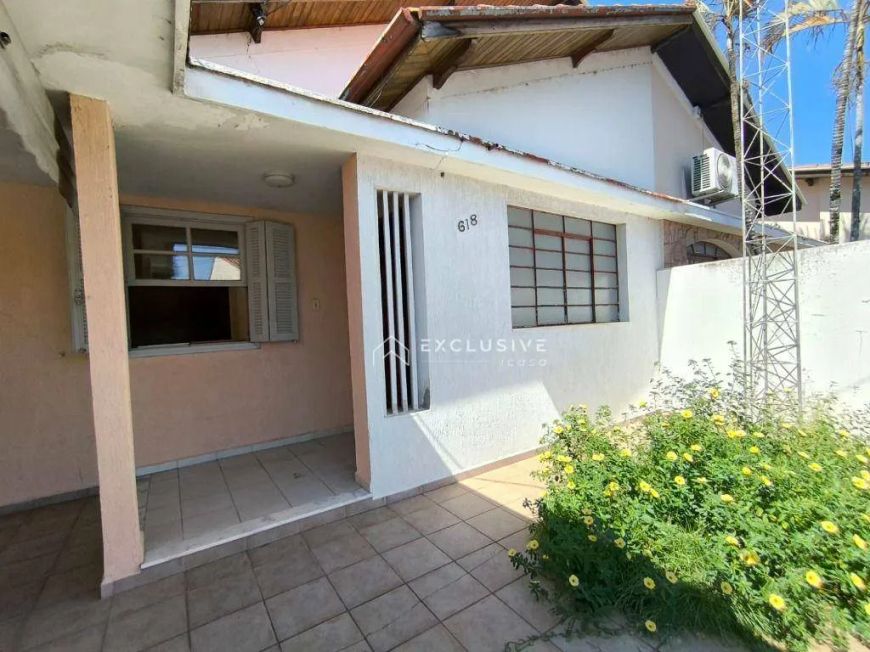 Casa com 3 dormitórios à venda, 158 m² por R$ 850.000,00 - Vila Pantaleão - Caçapava/SP