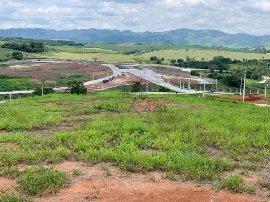 Oportunidade - Terreno - Condomínio Eco Park Sunset - Caçapava - 356m².