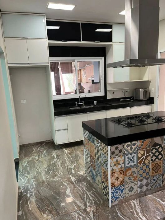 Casa com 5 dormitórios à venda, 565 m² por R$ 4.250.000,00 - Urbanova - São José dos Campos/SP