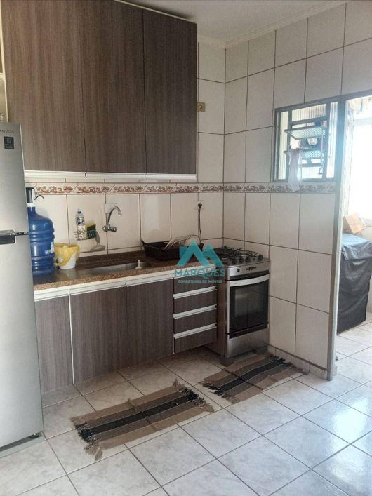 Lindo apartamento de 3 quartos com suite