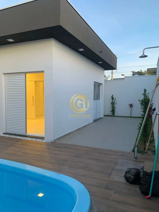 VENDA CASA 300M² NO CONDOMÍNIO TERRAS DO VALE EM CAÇAPAVA/SP