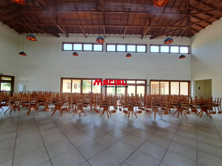 TERRENO EM CONDOMÍNIO FECHADO, ABAIXO DO PREÇO DE MERCADO, COM PROJETO APROVADO, 444M2