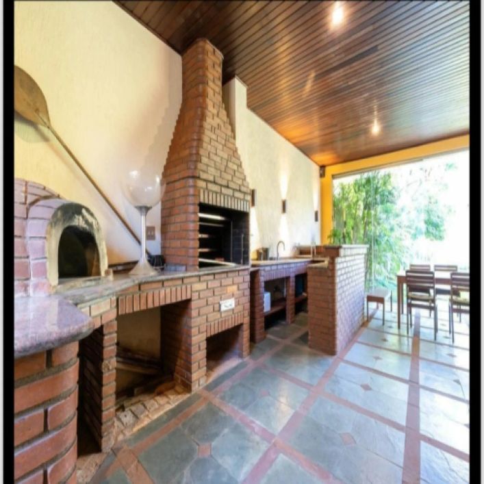 Casa com piscina à venda no Brooklin