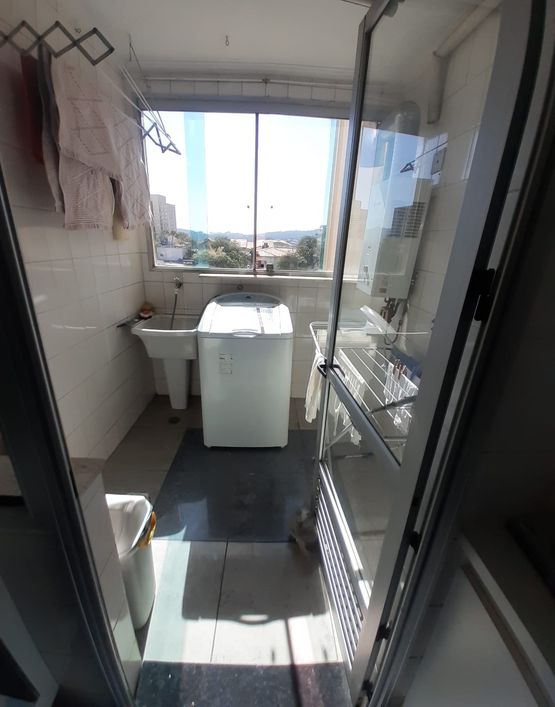 Apartamento para venda possui 100 metros quadrados com 3 quartos