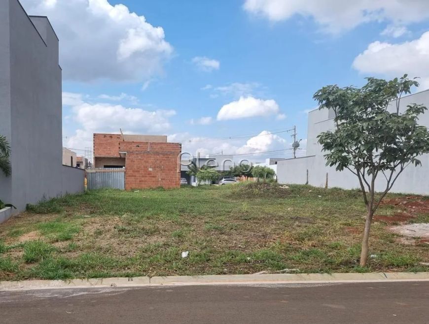 Terreno à venda com 200m² no Terras da Estância em Paulínia