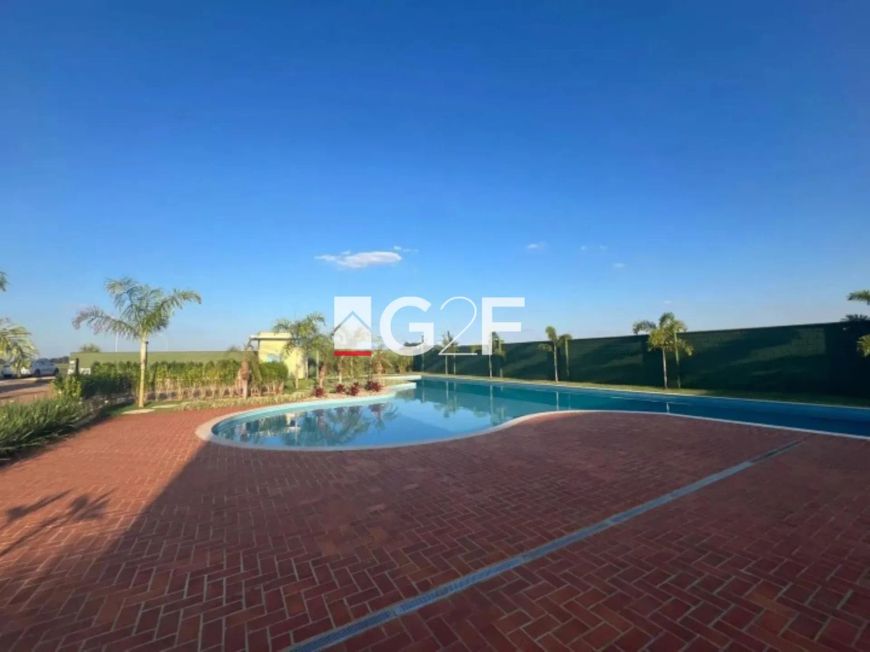 Terreno plano à venda no no Portoville Parque Betel Residencial em Paulínia.