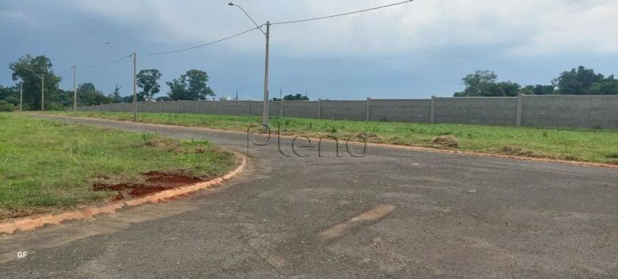 Terreno à venda em Paulínia, Betel, com 300 m², Residencial Porto Ville São Luiz