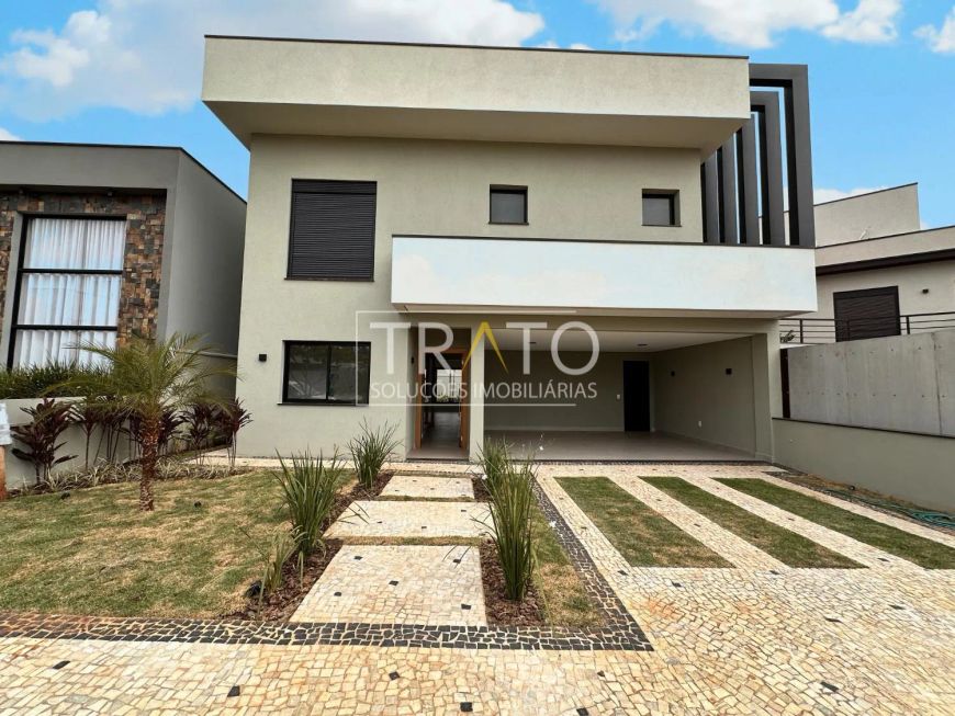 Casa à venda no condomínio Royal Garden em Paulínia.