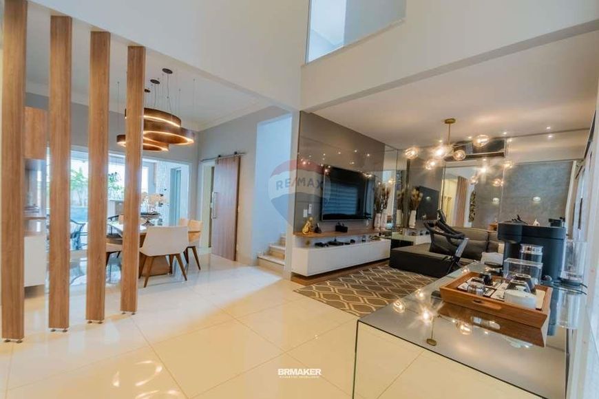Sobrado à venda, 3 quartos completos, com piscina, Condomínio Reserva Real, Paulínia/SP