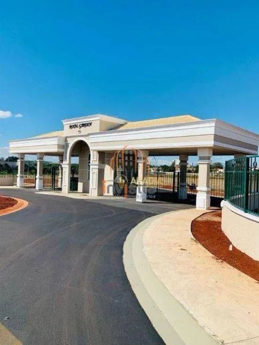 Terreno à venda, 300 m² por R$ 403.000,00 - Condomínio Royal Garden - Paulínia/SP
