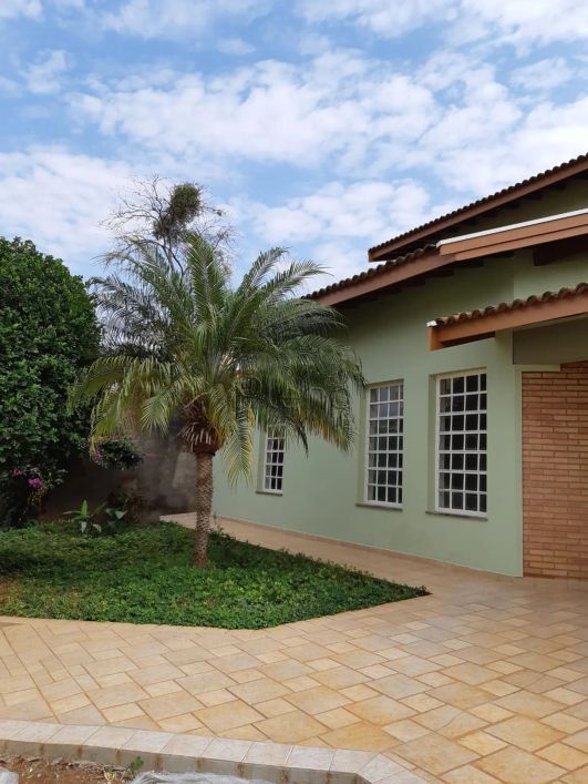 Sobrado à venda em Paulínia, Morumbi, com 4 suítes, com 319.29 m²
