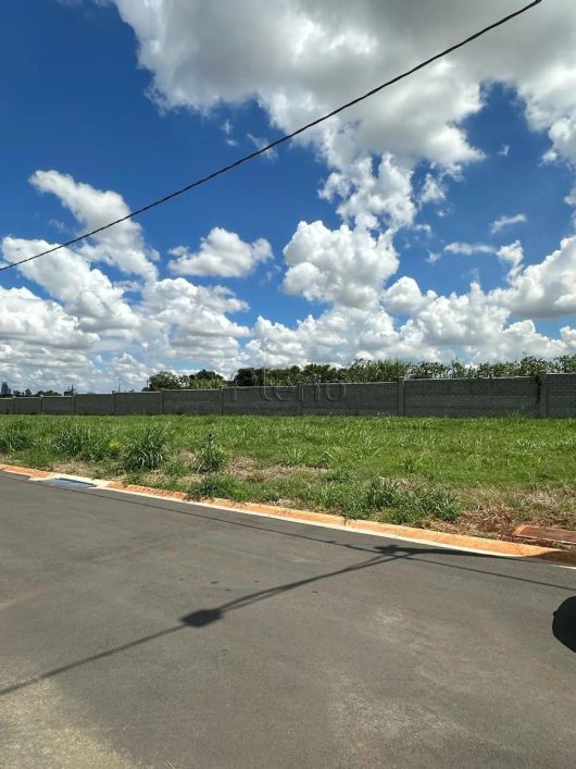 Terreno à venda em Paulínia, Betel, com 300 m², Portoville Parque Betel Residencial