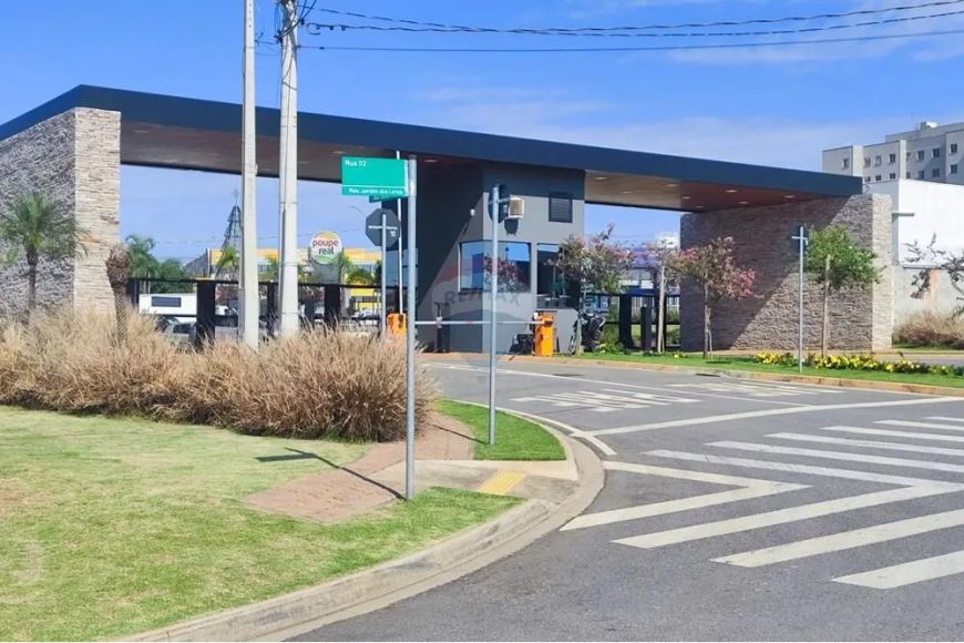 Terreno à venda com 217m² no Condomínio Residencial dos Lírios em Paulínia/SP.
