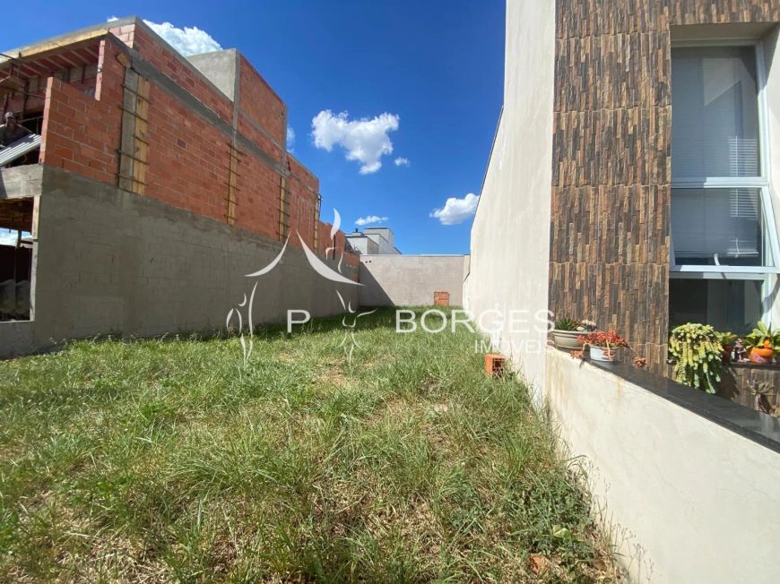 Terreno à venda no Cond Terras da estância-Vila Monte Alegre-Paulínia