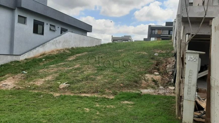 Terreno à venda com 300m² no La Dolce Vita, em Paulínia