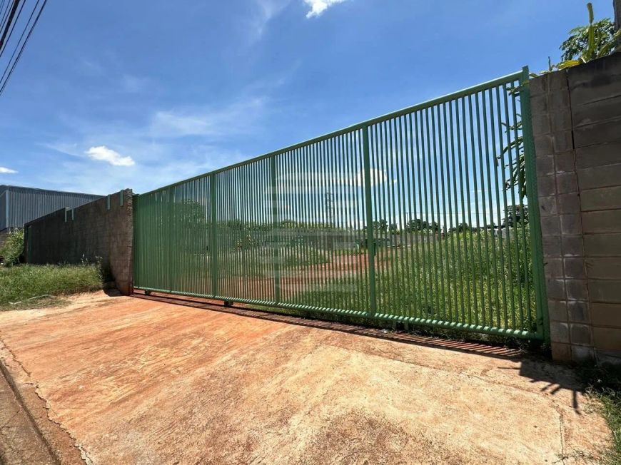 Terreno Comercial à venda em Paulínia - 2500m2