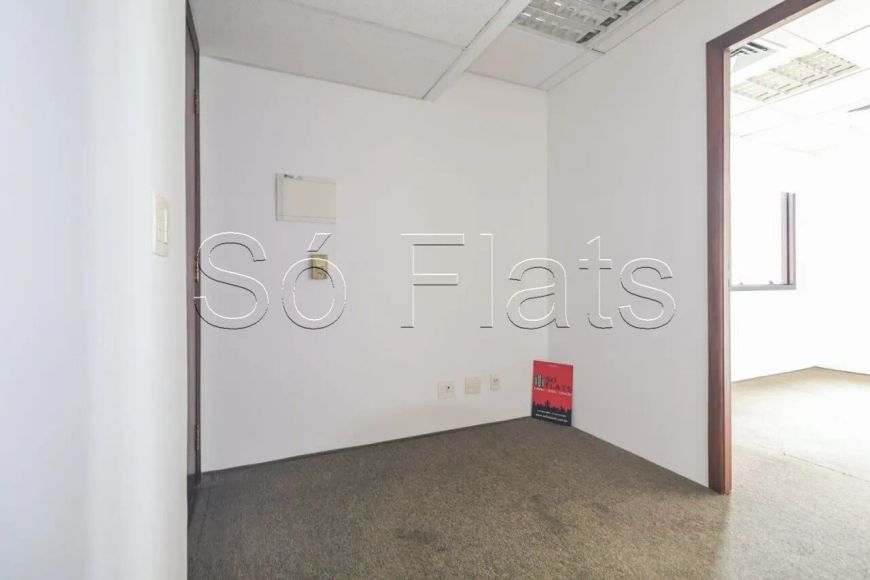 Sala comercial The First Office Lorena disponível para locação com 30m².
