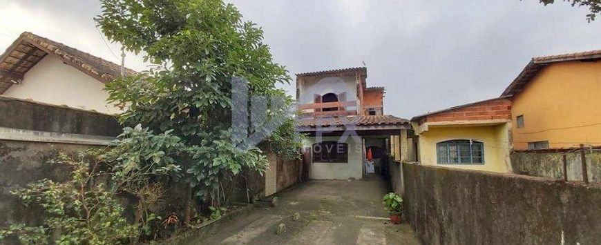 Casa para venda possui 80 metros quadrados com 2 quartos em Jardim Magalhães - Itanhaém - SP