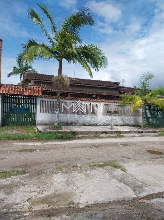 Venda de Casas / Padrão na cidade de Itanhaém