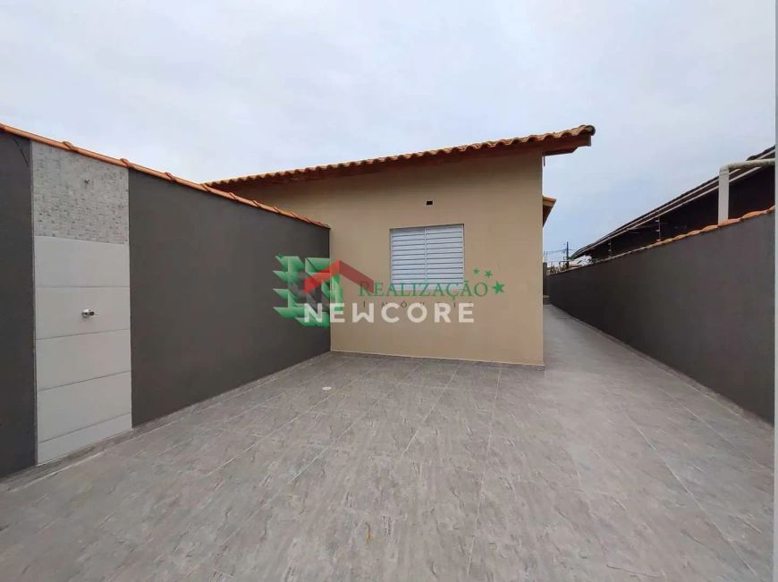 Casa em Rua Caterete - Tupy - Itanhaém/SP