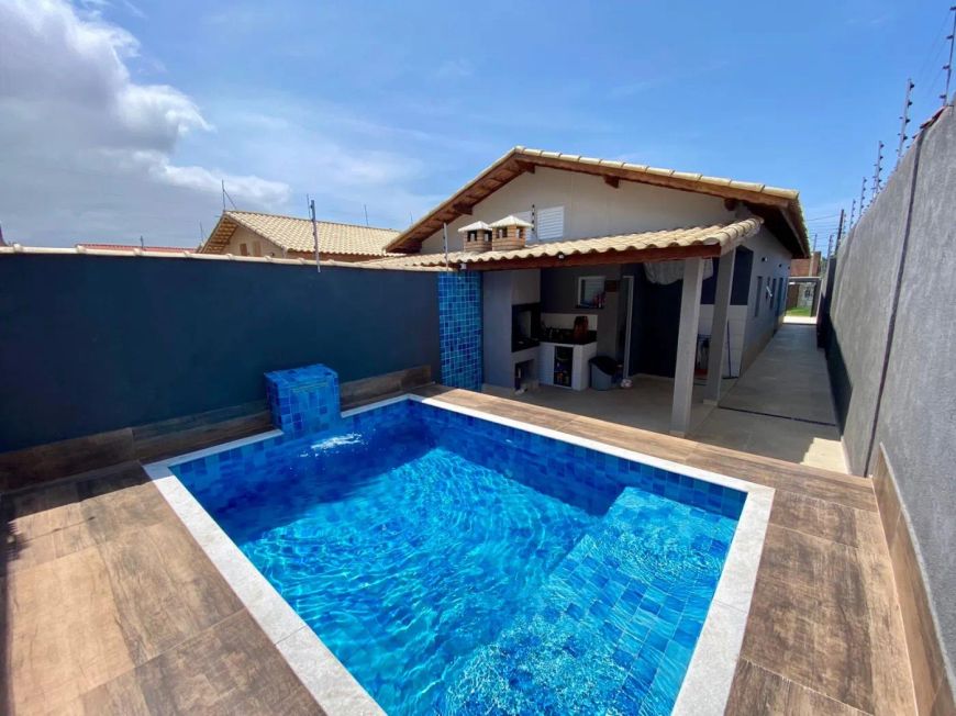 Casa para venda com 2 quartos em Jardim Guacyra - Itanhaém - SP