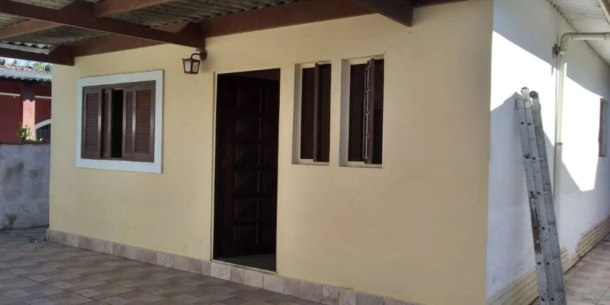 Casa em Itanhaém: O Refúgio Perfeito para Sua Família!