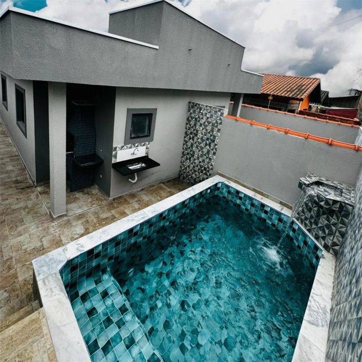 Casa nova com piscina e 2 quartos em Tupy - Itanhaém - SP