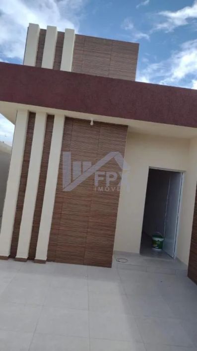Casa para Venda em Itanhaém, Jardim Magalhães, 2 dormitórios, 1 banheiro, 2 vagas