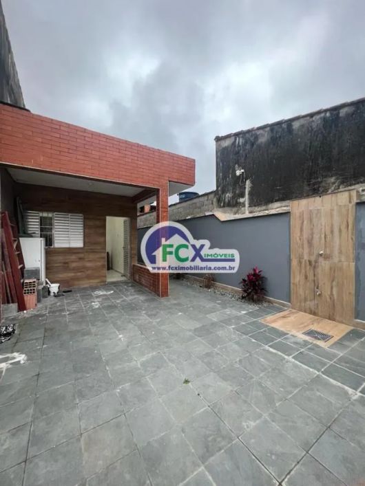 Casa à Venda em Itanhaém: Para Viver com Qualidade e Bem-Estar!