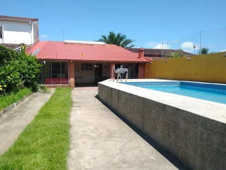 Casa para Venda em Itanhaém, Gaivota, 3 dormitórios, 2 banheiros, 5 vagas