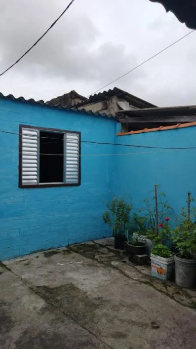 Casa para venda com 34 metros quadrados com 2 quartos em Jardim Oásis - Itanhaém
