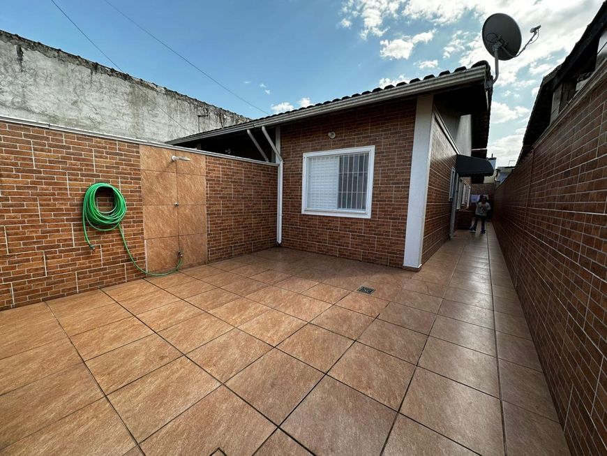 Casa para venda com 2 quartos em Tupy - Itanhaém - SP