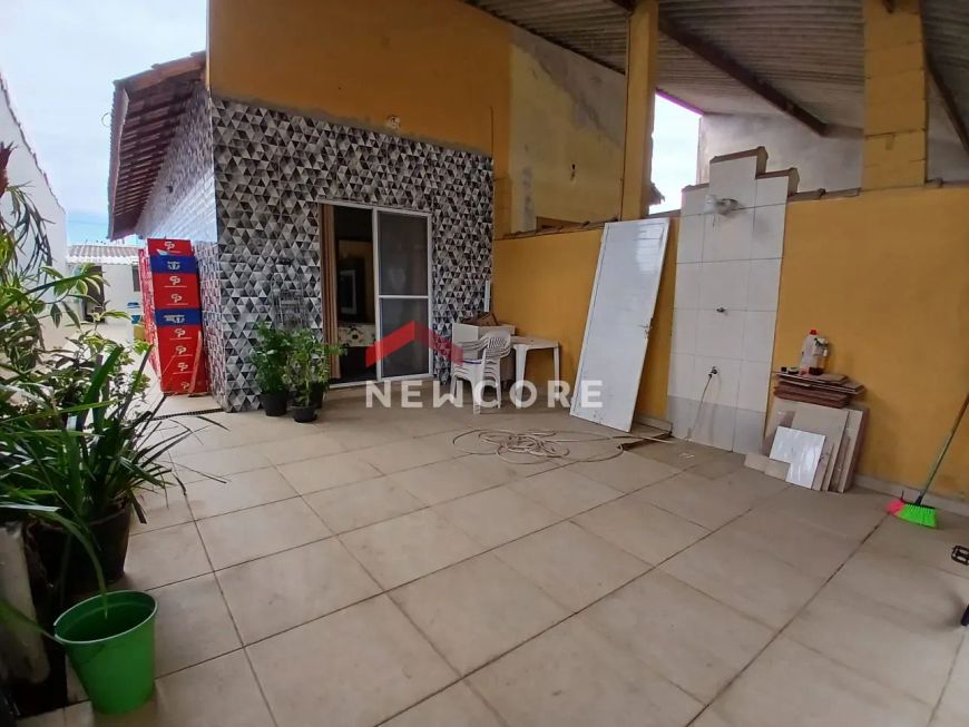 Casa em Avenida Walter Miranda - Tropical - Itanhaém/SP
