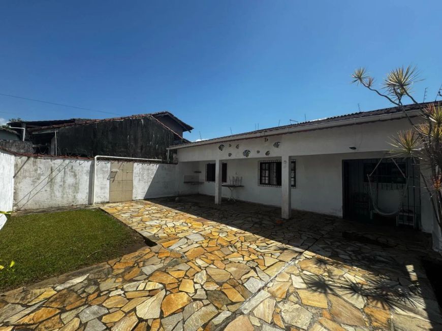 Imóvel para venda tem 83 metros quadrados com 2 quartos em Tupy - Itanhaém - SP